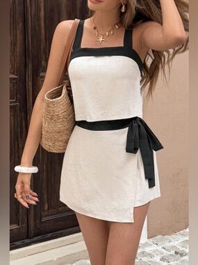 Two-Piece Black and Cream Linen-Blend Crop Top and Skort Set: Large